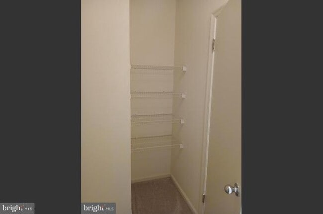 Building Photo - 7201 Bogley Rd