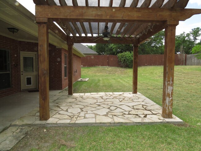 Building Photo - 309 Prospector Trl