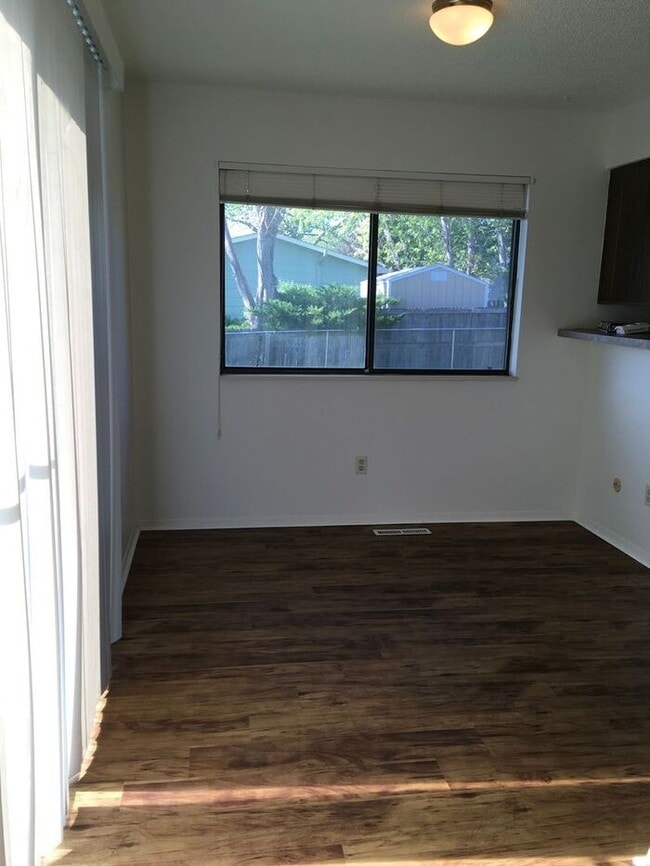 Building Photo - 3 Bedroom Home in SW Loveland!