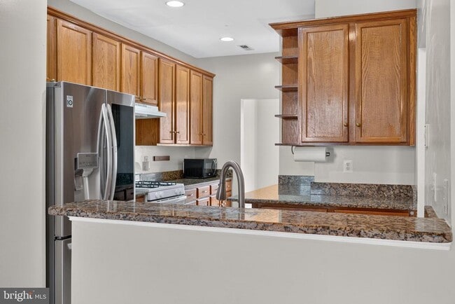 Building Photo - 5950 Ians Way