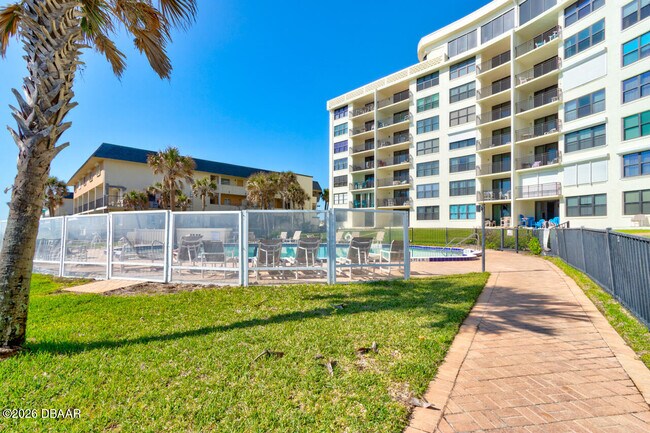 Building Photo - 915 Ocean Shore Blvd