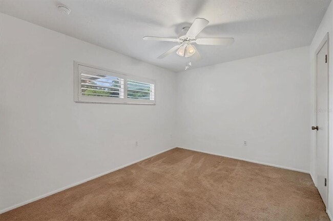 Building Photo - 5051 Village Garden Dr