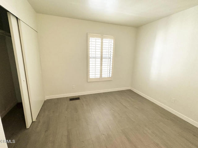 Building Photo - 965 E Del Mar Blvd