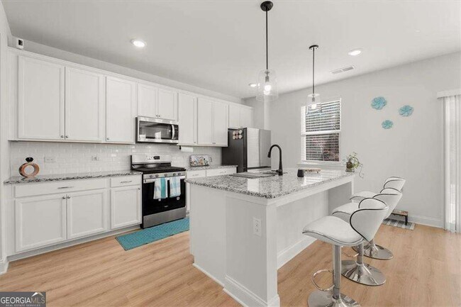 Building Photo - 29 Dew Drop Ln