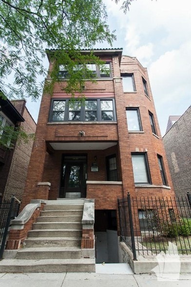 Primary Photo - 1436 W Addison St