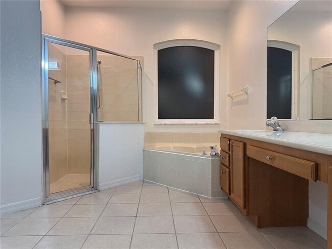 Building Photo - 2500 Trapside Ct