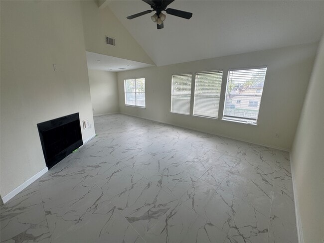 Building Photo - 12827 Waybridge St