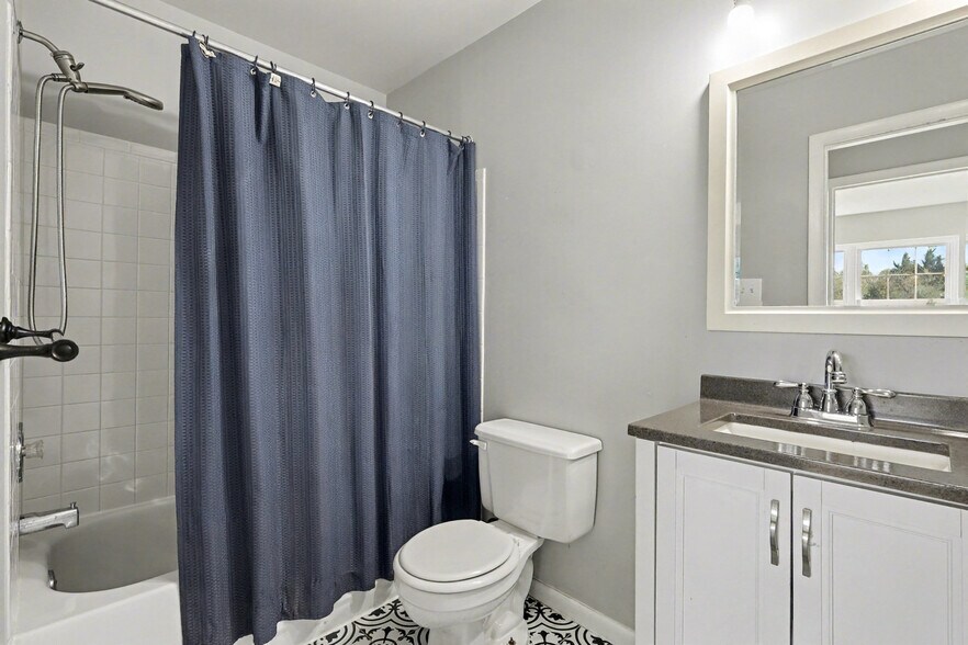 Building Photo - 19009 Crosstie Ter