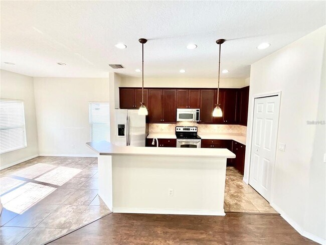 Building Photo - 1839 Mira Lago Cir
