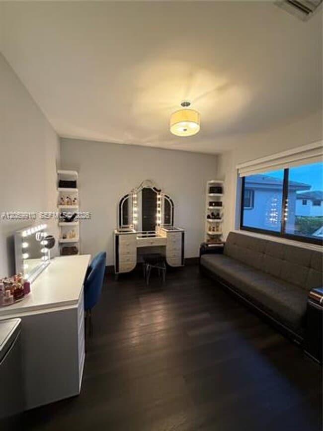 Building Photo - 13661 SW 160th Ct
