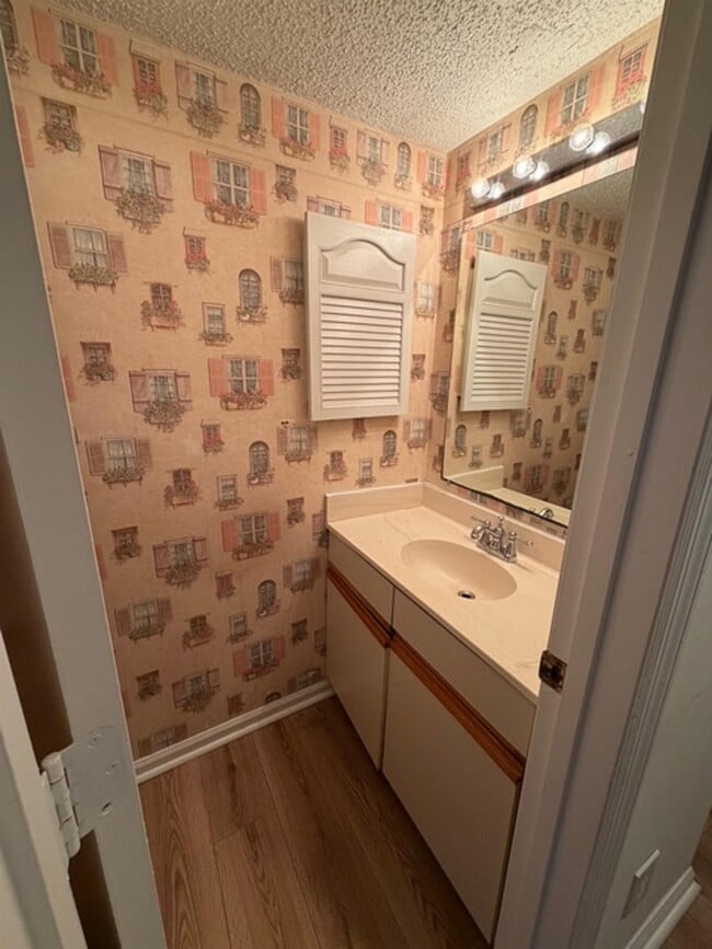 Building Photo - 6703 Jefferson Pl