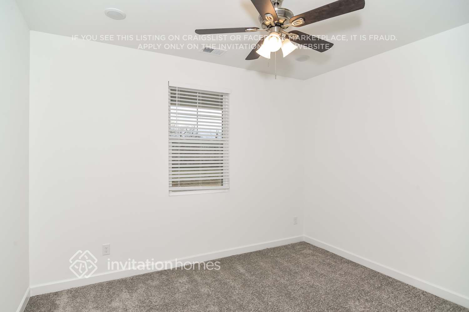 Building Photo - 253 W Millbrook Dr