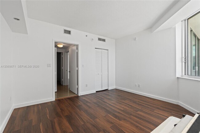 Building Photo - 325 S Biscayne Blvd