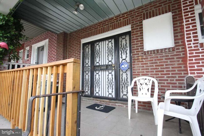 Building Photo - 5760 N 20th St