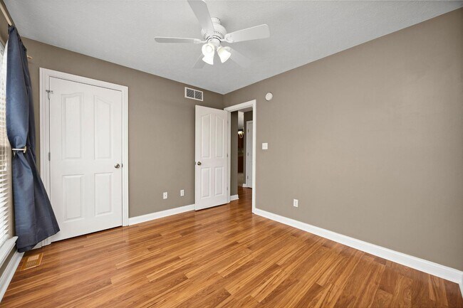 Building Photo - 73 Rosenberger Ln