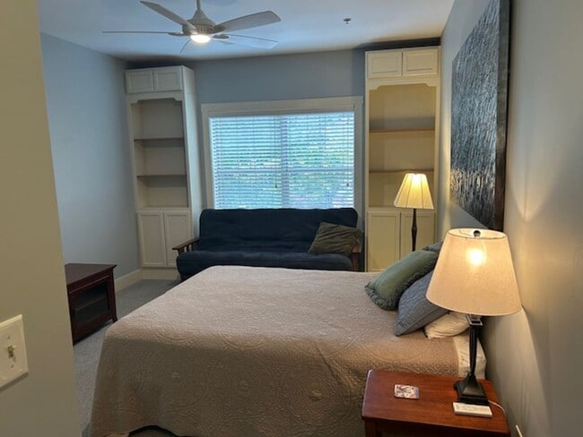 Building Photo - Asheville Furnished Rental!- Beaucatcher House