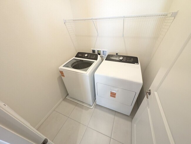 Building Photo - 544 Clover Bar Ln