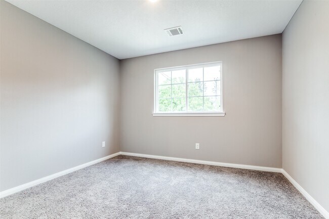 Building Photo - 4015 Sam Houston Rd