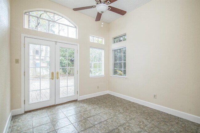 Building Photo - 5434 Garden Village Dr