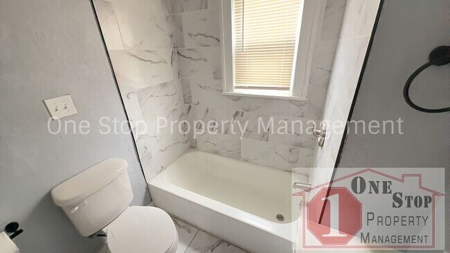 Building Photo - Beautiful 2 Bedroom 1 Bathroom in Kansas C...