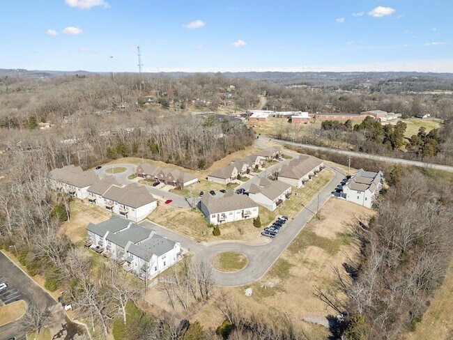 Building Photo - 2109 Chadwell Retreat Dr