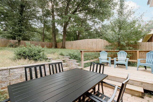 Building Photo - 140 Catlin Cir