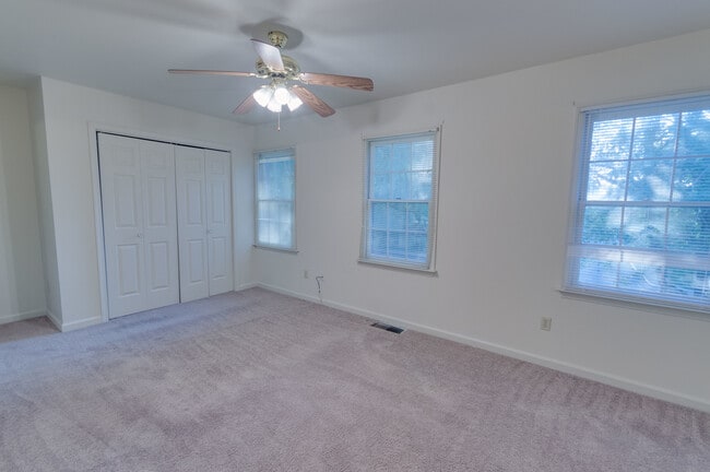 Building Photo - 1402 Minor Ridge Ct