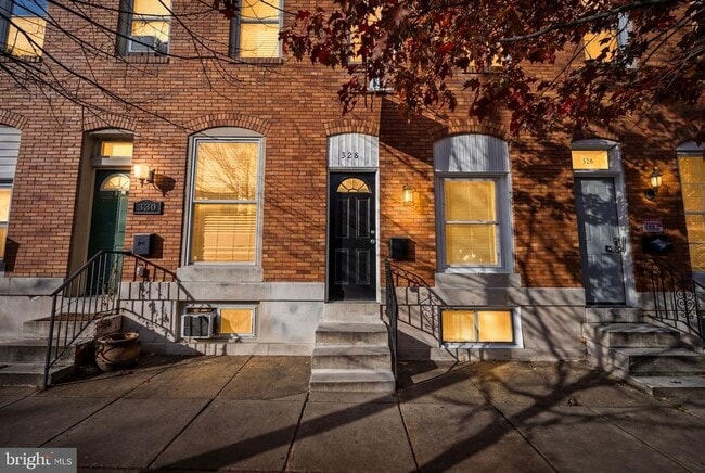 Building Photo - 328 S Macon St.