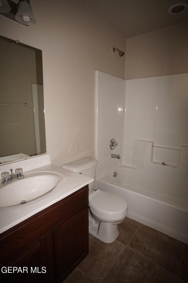 Building Photo - 10692 Canyon Sage Dr