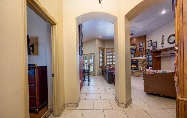 Building Photo - 3903 Monte Lindo Ct