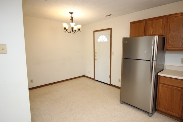 Building Photo - 924 W Belmont-