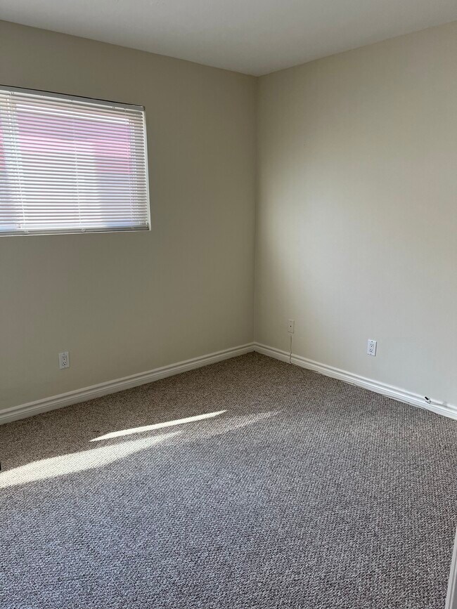 Building Photo - 3665 Newton St