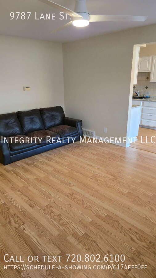 Building Photo - 9787 Lane St