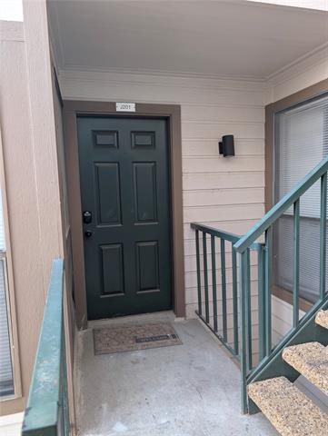 Building Photo - 2310 Bamboo Dr