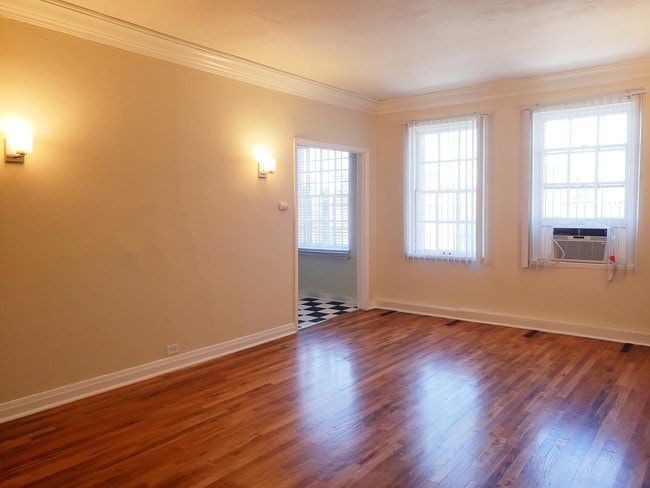 Building Photo - Haddon Hall