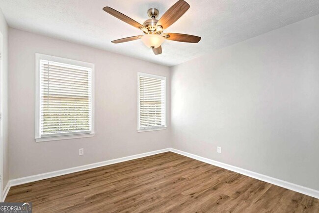 Building Photo - 3860 Maple Wood Trail