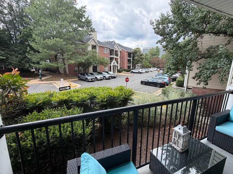 Building Photo - 3313 Wyndham Cir