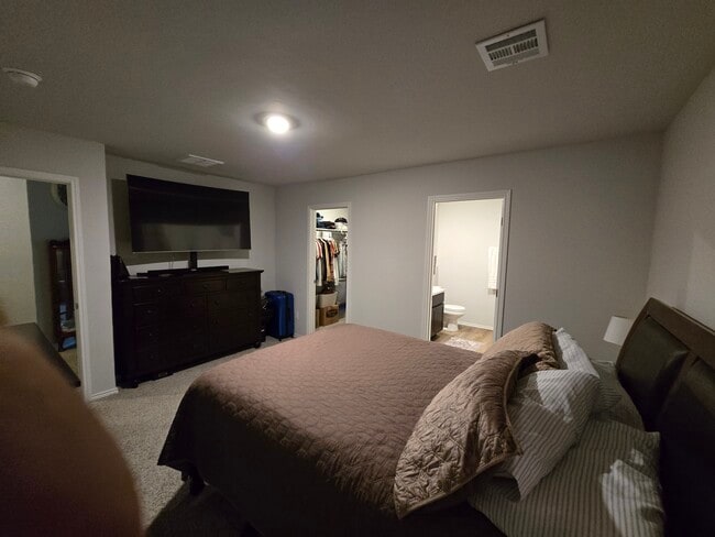 Building Photo - 1401 Madison Ave