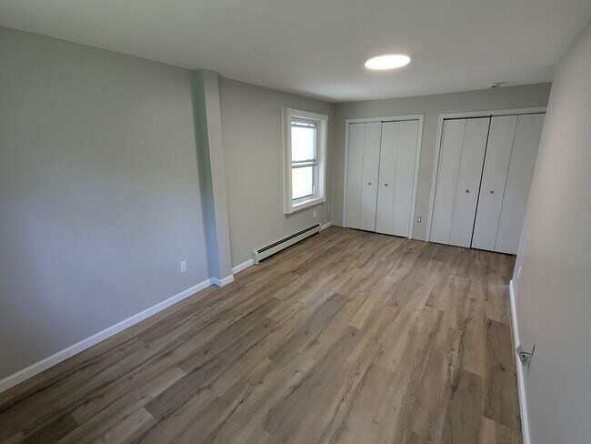 Building Photo - 38185 N State Park Rd