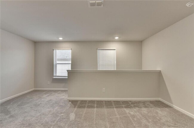 Building Photo - 2214 Whitworth St