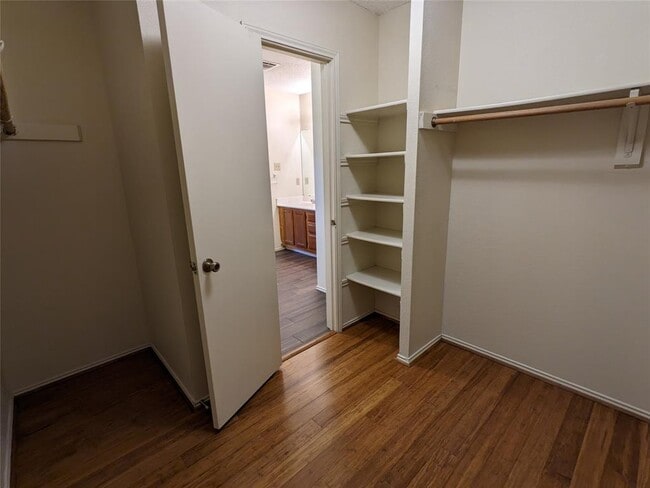Building Photo - 8608 Dandelion Trail
