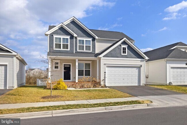 Building Photo - 513 Parkland Dr