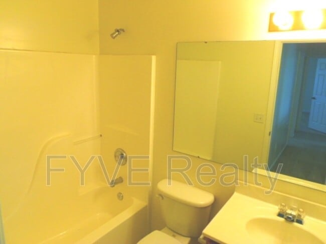 Building Photo - 3095 Blacksmith Ct