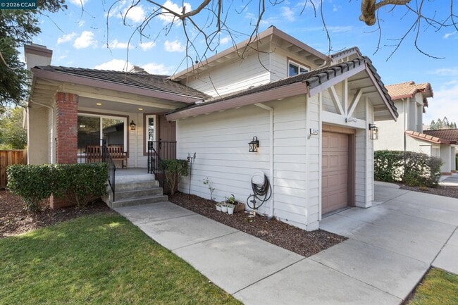 Building Photo - 342 Newcastle Ln