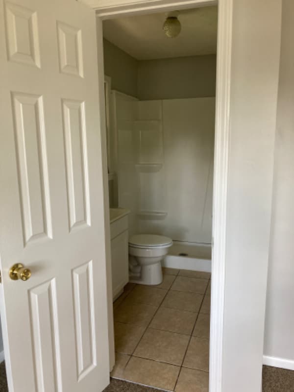 Building Photo - 127 Huff Dr