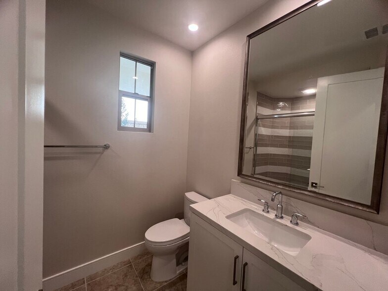 Building Photo - 128 Sugar Brush