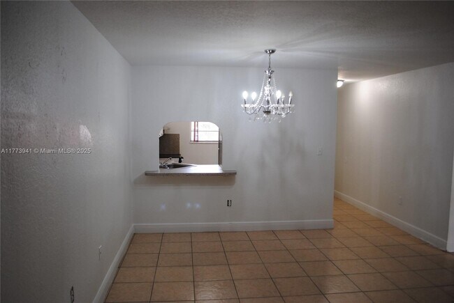 Building Photo - 17255 SW 95th Ave
