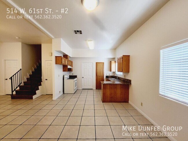 Building Photo - 514 W 61st St