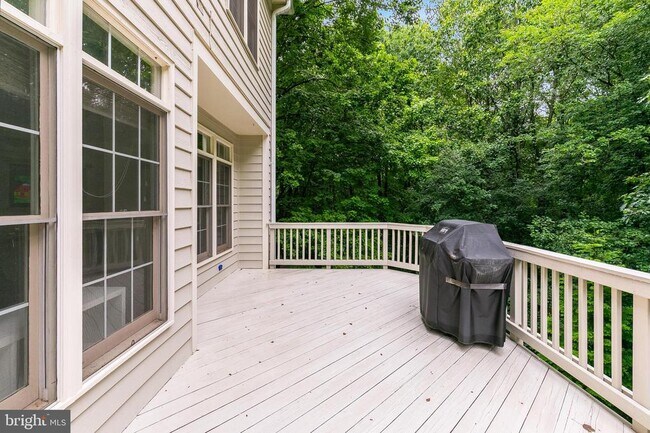 Building Photo - 11426 Summer House Ct