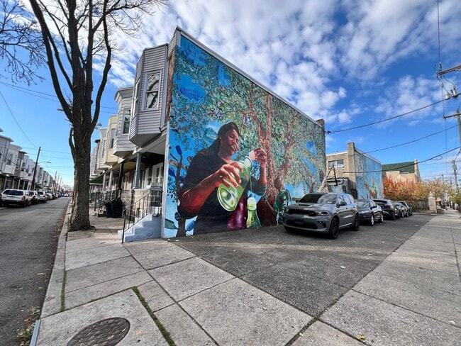 Primary Photo - New Rehabbed 3bed/1.5bath in Grays Ferry